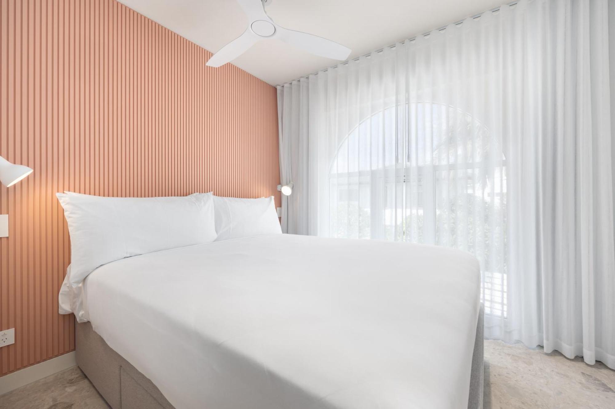 غولد كوست The Shores Miami الغرفة الصورة